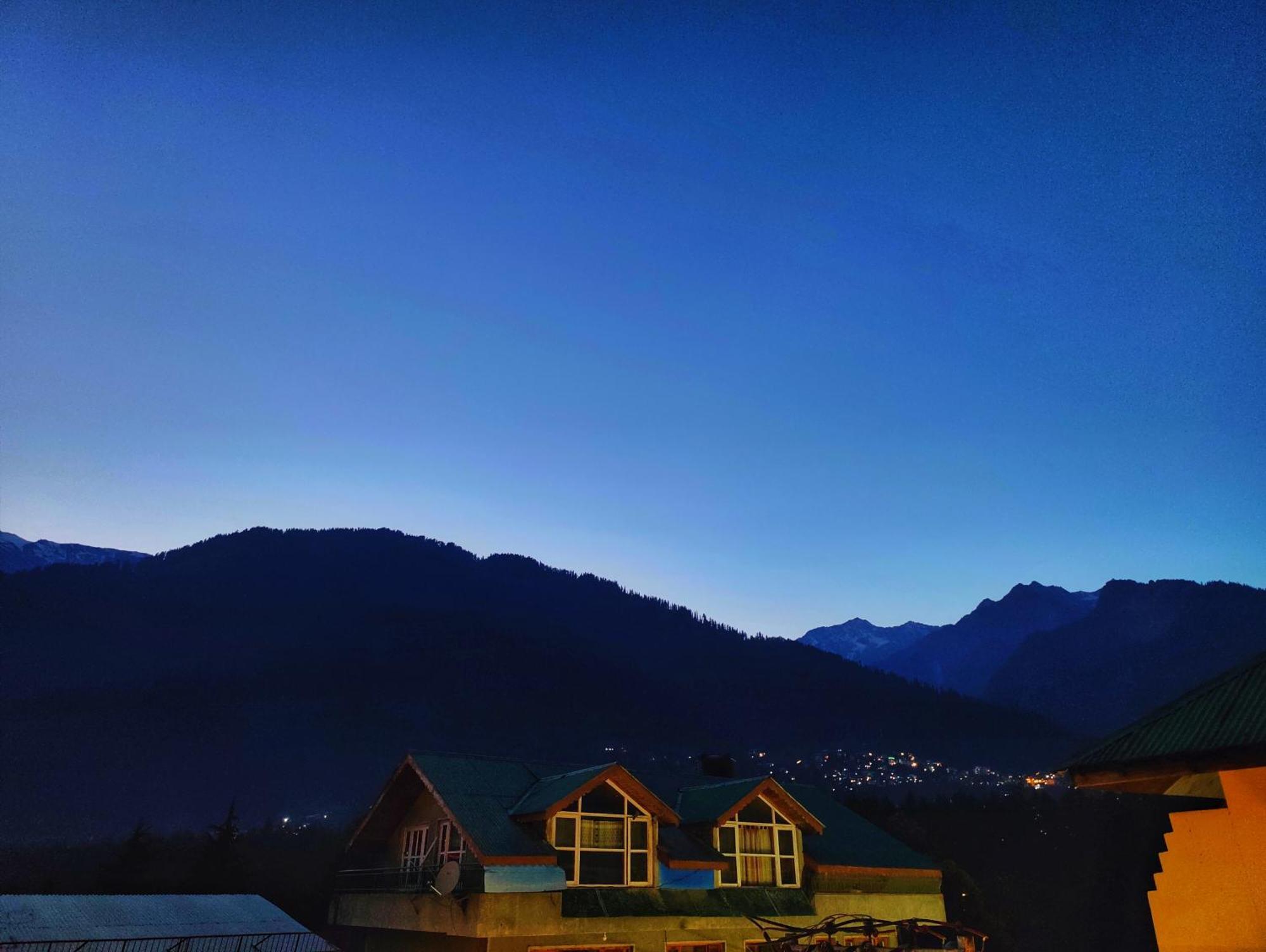 Surya International Hotel Manali Near Mall Road Luaran gambar