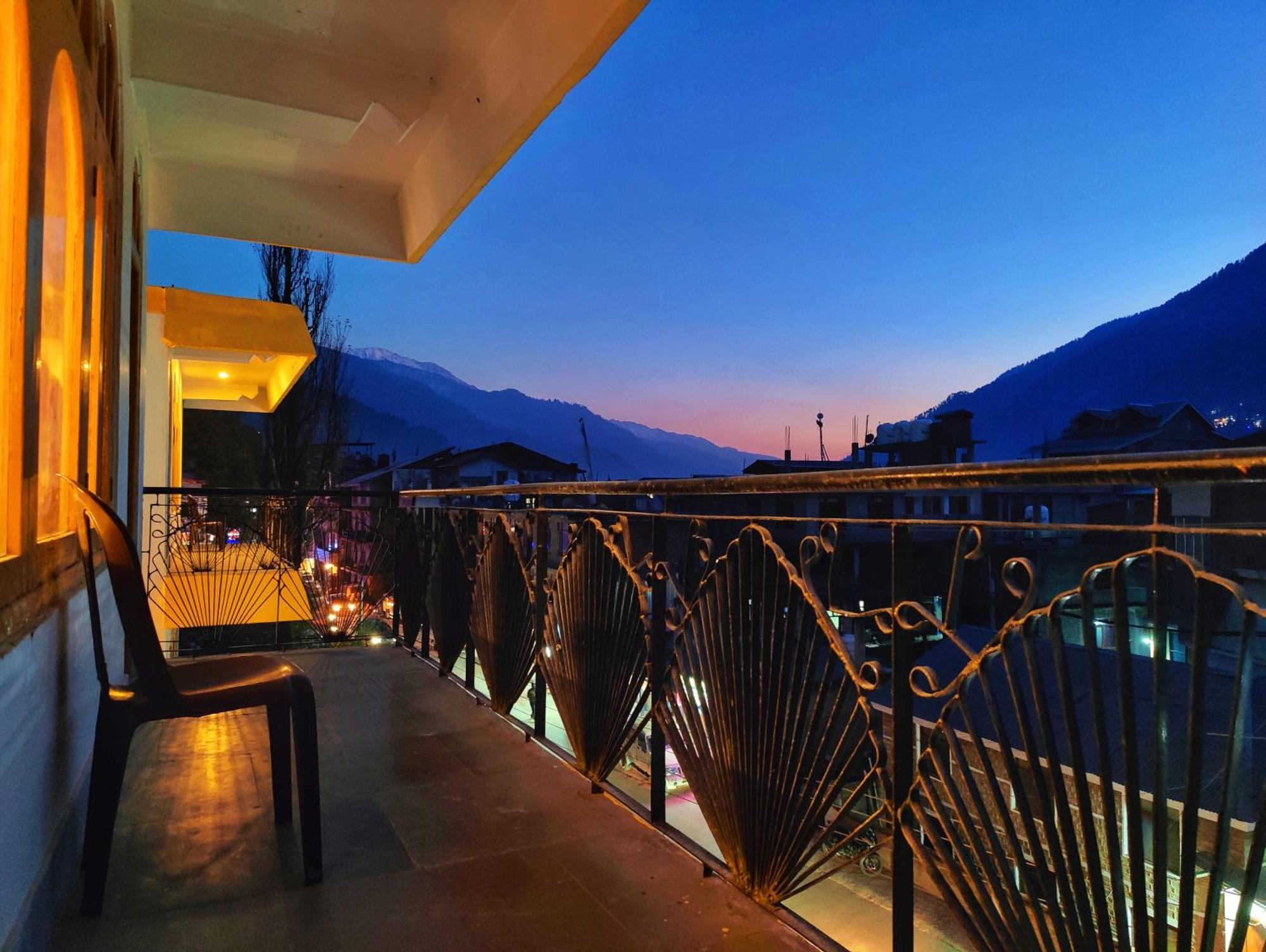 Surya International Hotel Manali Near Mall Road Luaran gambar
