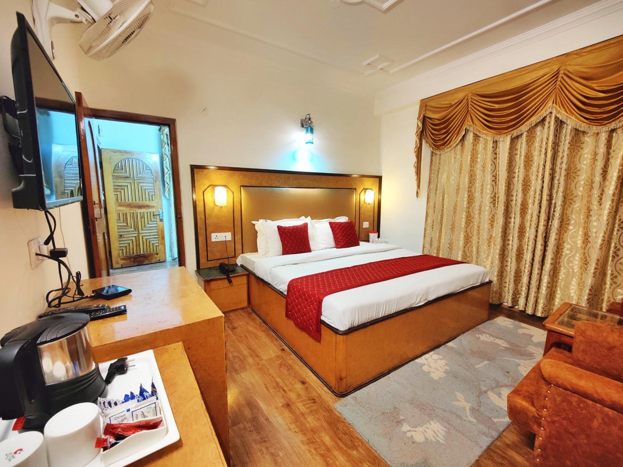 Surya International Hotel Manali Near Mall Road Luaran gambar