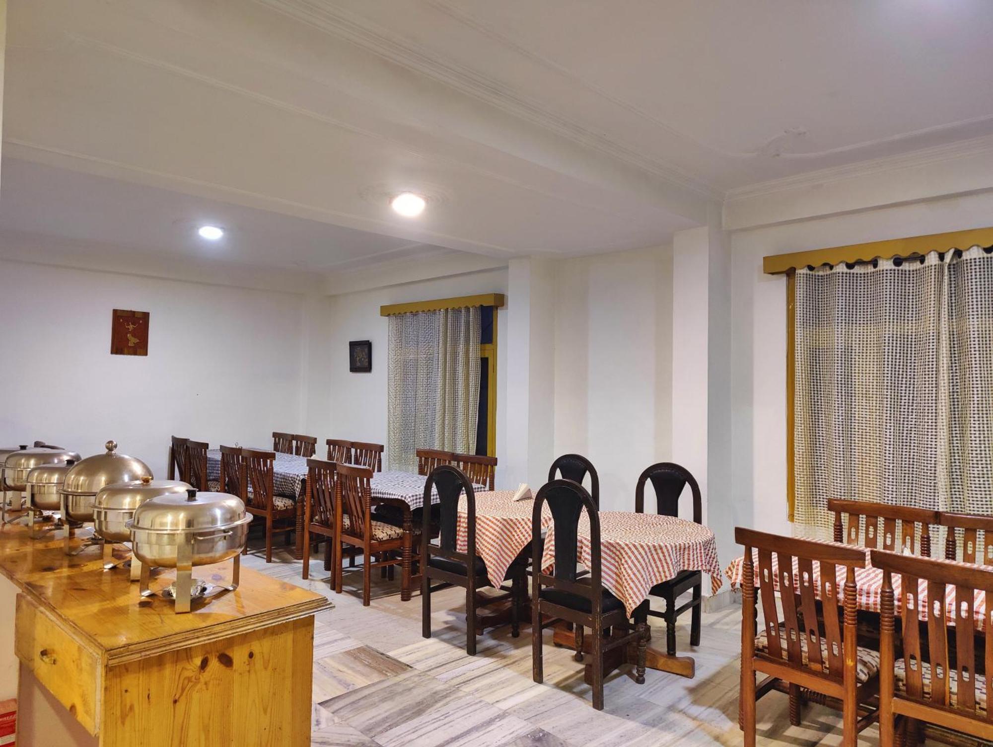 Surya International Hotel Manali Near Mall Road Luaran gambar