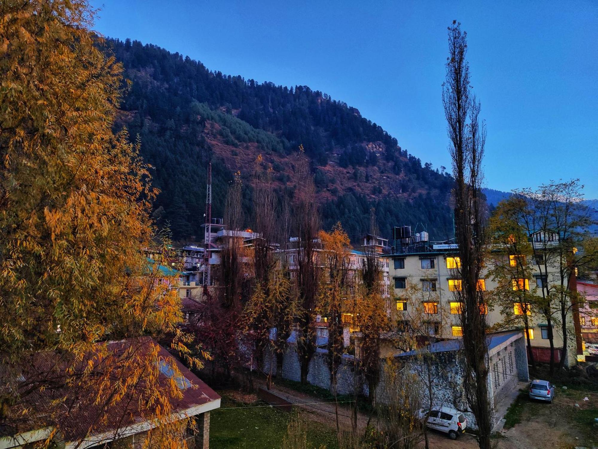 Surya International Hotel Manali Near Mall Road Luaran gambar