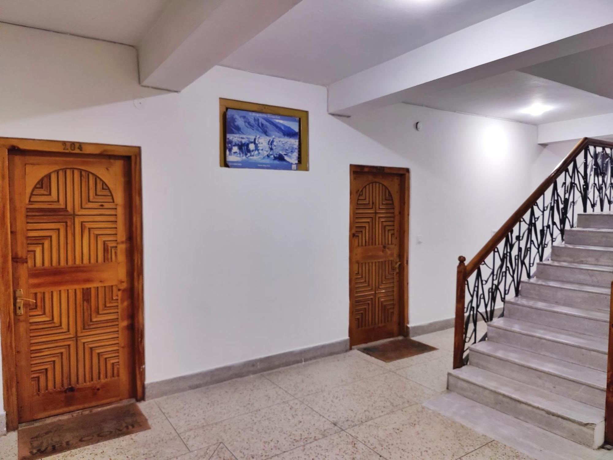 Surya International Hotel Manali Near Mall Road Luaran gambar