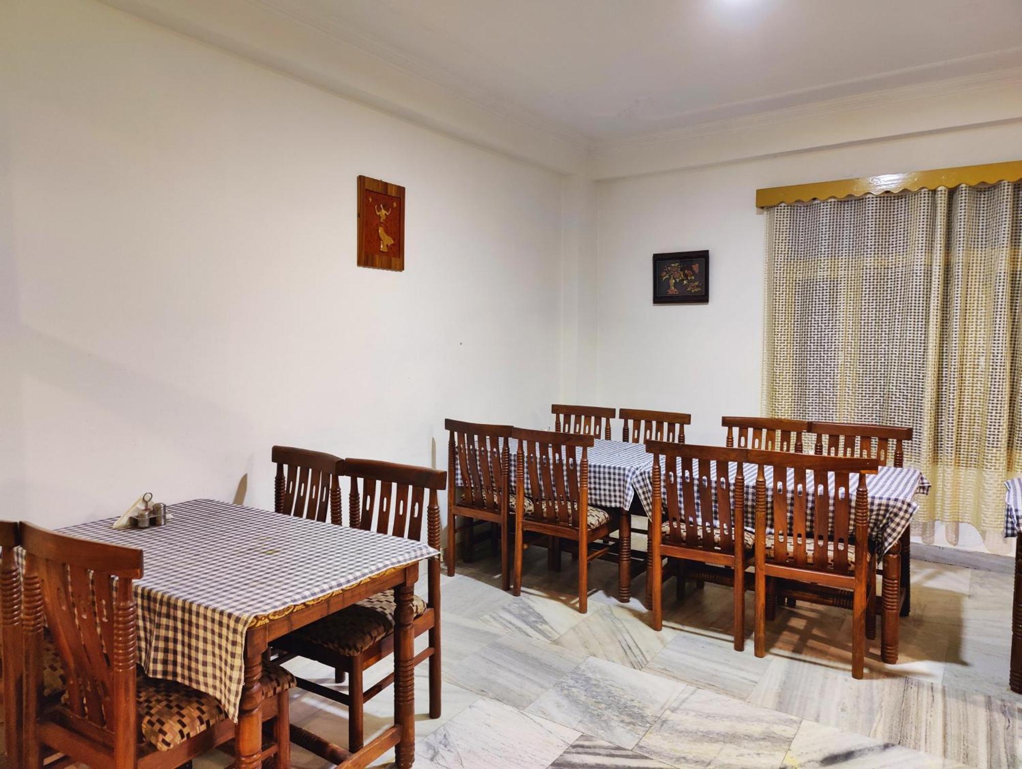 Surya International Hotel Manali Near Mall Road Luaran gambar
