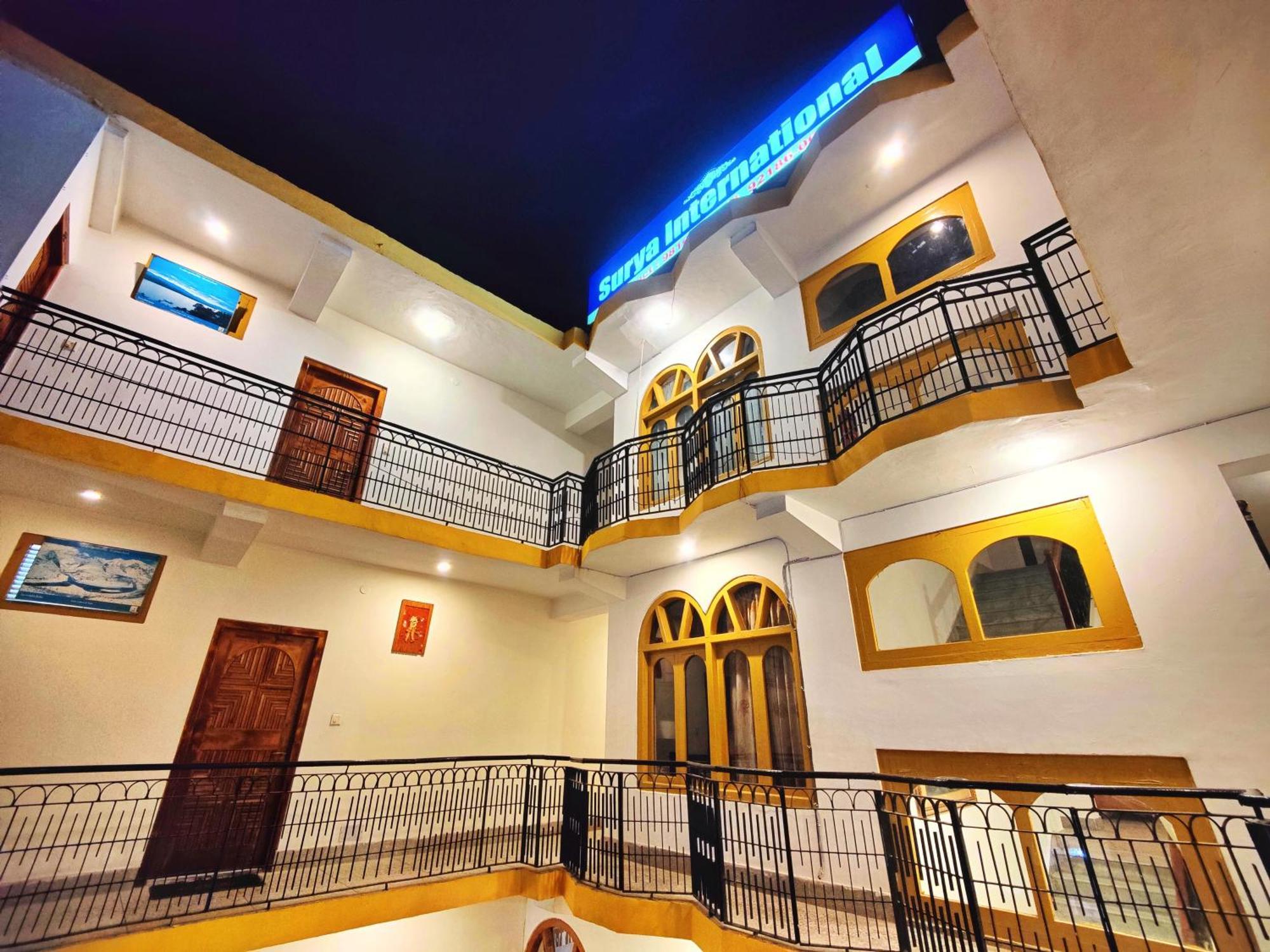Surya International Hotel Manali Near Mall Road Luaran gambar