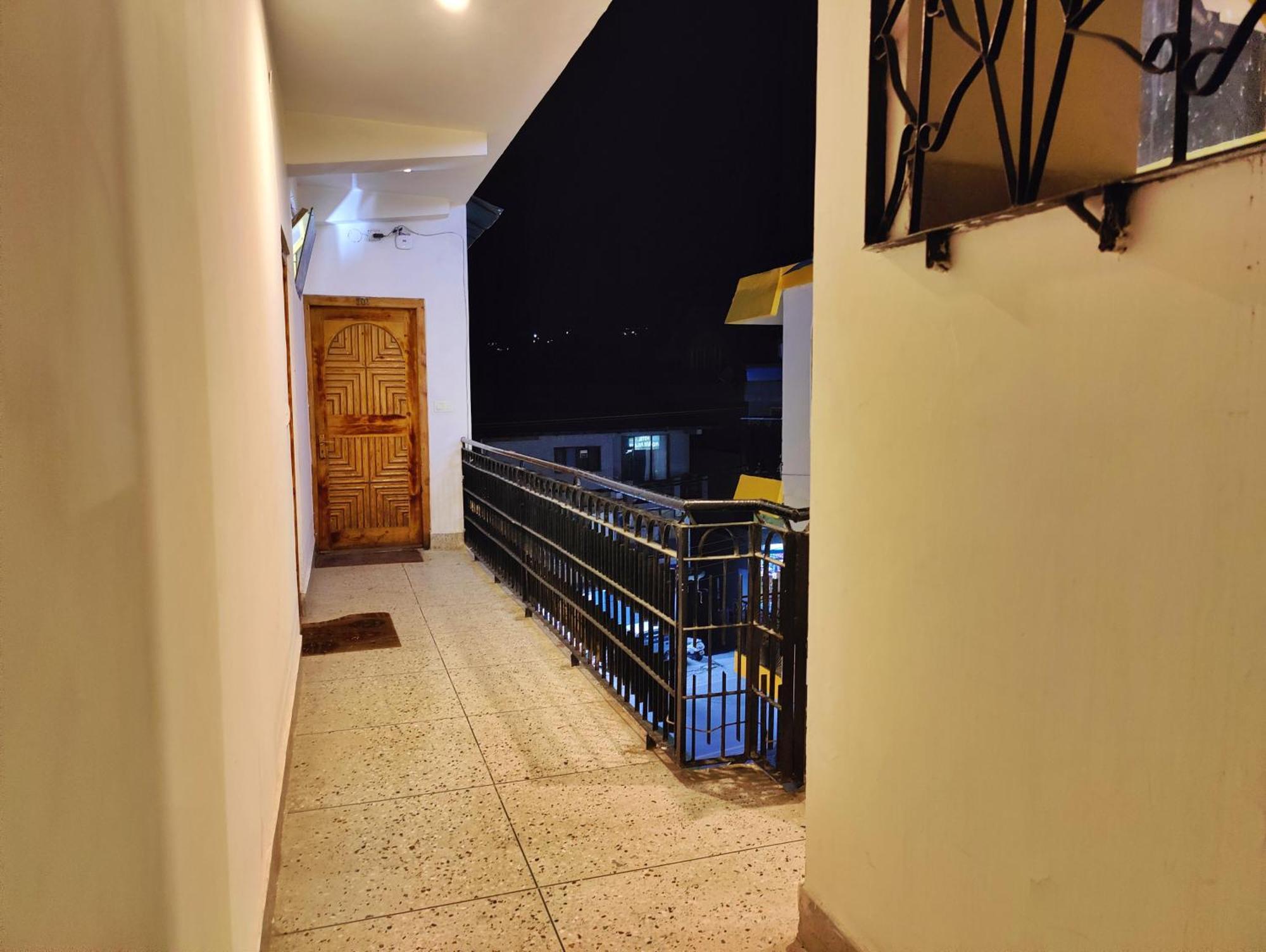 Surya International Hotel Manali Near Mall Road Luaran gambar