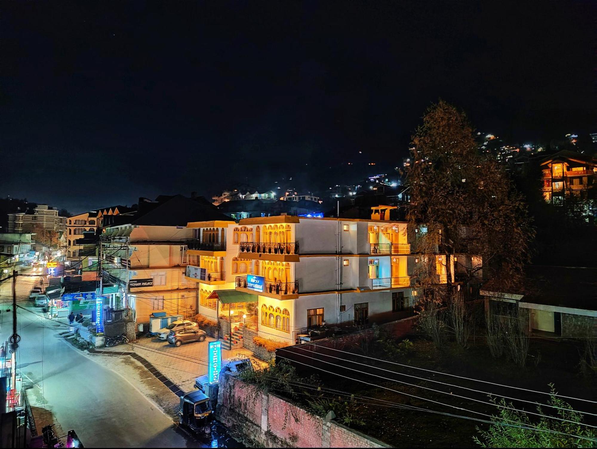 Surya International Hotel Manali Near Mall Road Luaran gambar